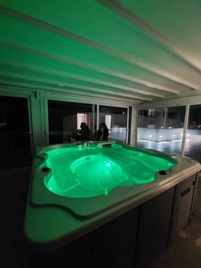 אפרטהוטל סנטה טרזה גאיורה La Contessa Pool & Sea View מראה חיצוני תמונה