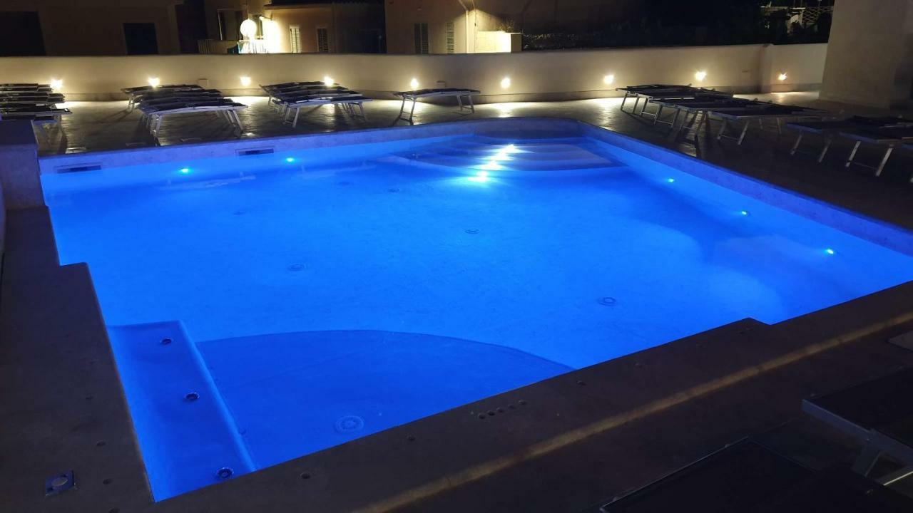 אפרטהוטל סנטה טרזה גאיורה La Contessa Pool & Sea View מראה חיצוני תמונה